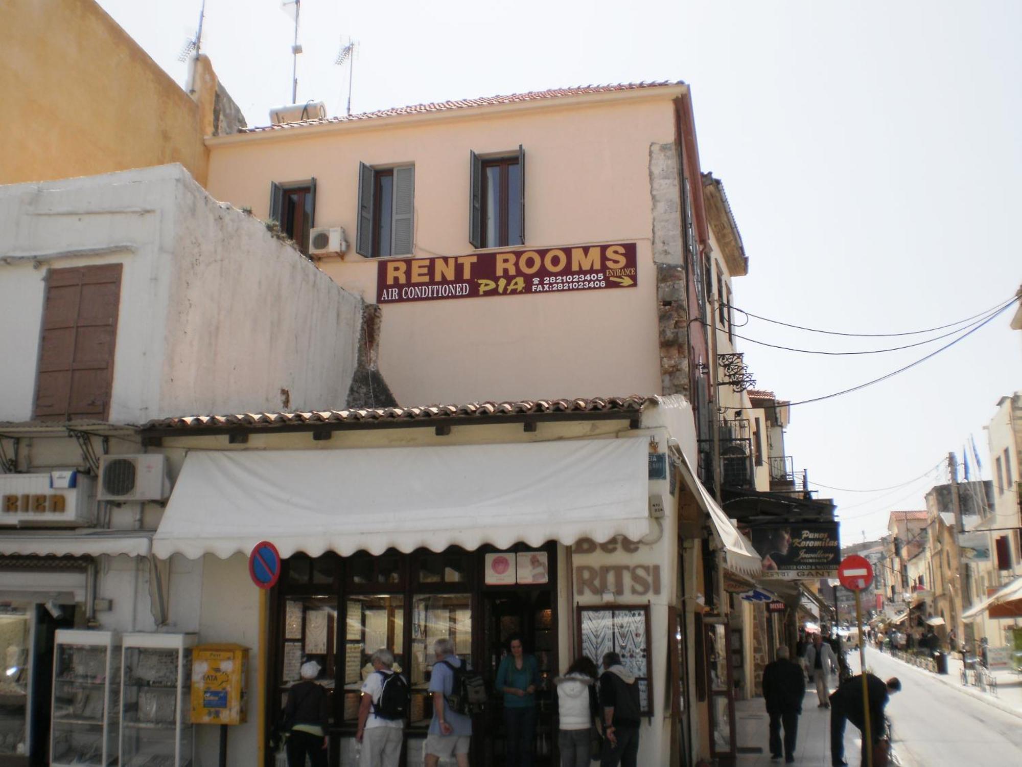 Pia Rooms Chania  Екстер'єр фото