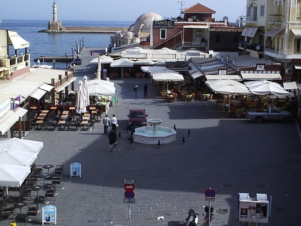 Pia Rooms Chania  Екстер'єр фото