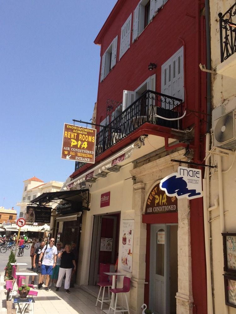 Pia Rooms Chania  Екстер'єр фото