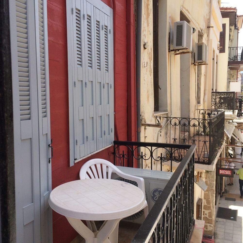 Pia Rooms Chania  Екстер'єр фото